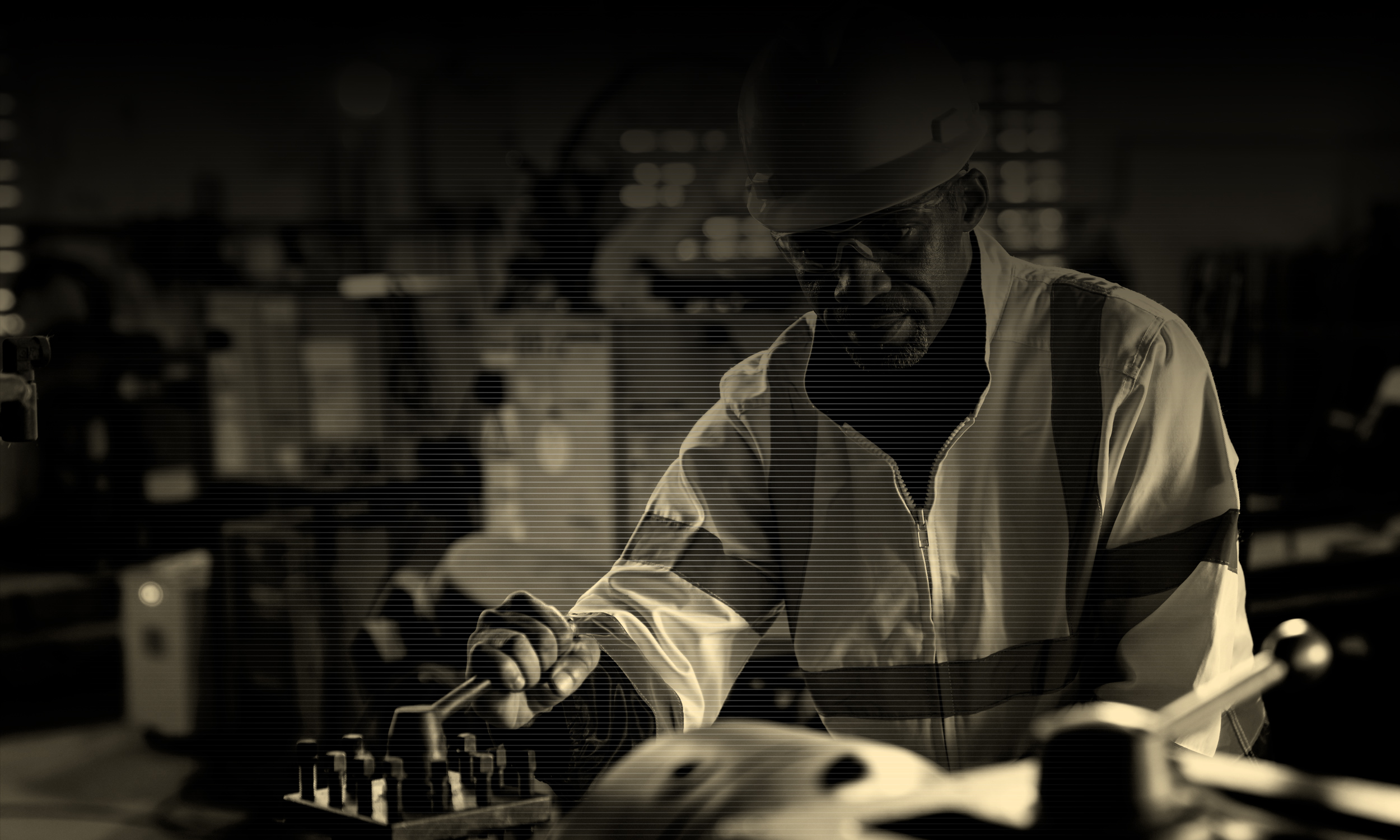 Specializing in Operational Technology risk reduction for small and medium manufacturing